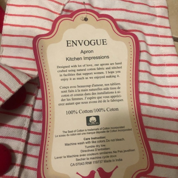 NWT adorable apron - Picture 4 of 4